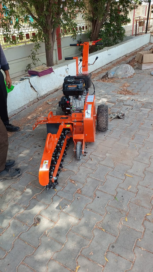 15 HP Portable Trencher